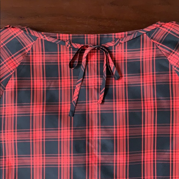 🥂J.Crew silk blouse, perfect for the holidays! - Picture 5 of 8